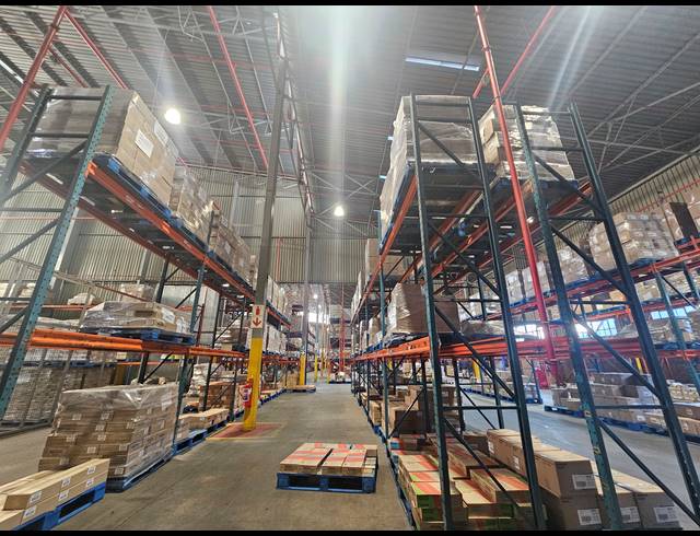 5,995M² WAREHOUSE TO LET IN ISANDO